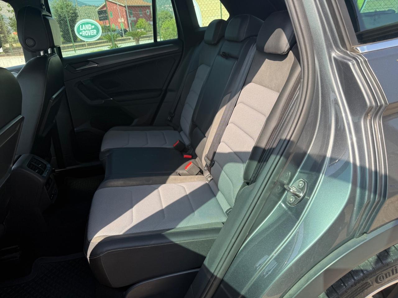 Volkswagen Tiguan 2.0 BiTDI SCR DSG 4MOTION Advanced R-Line BMT