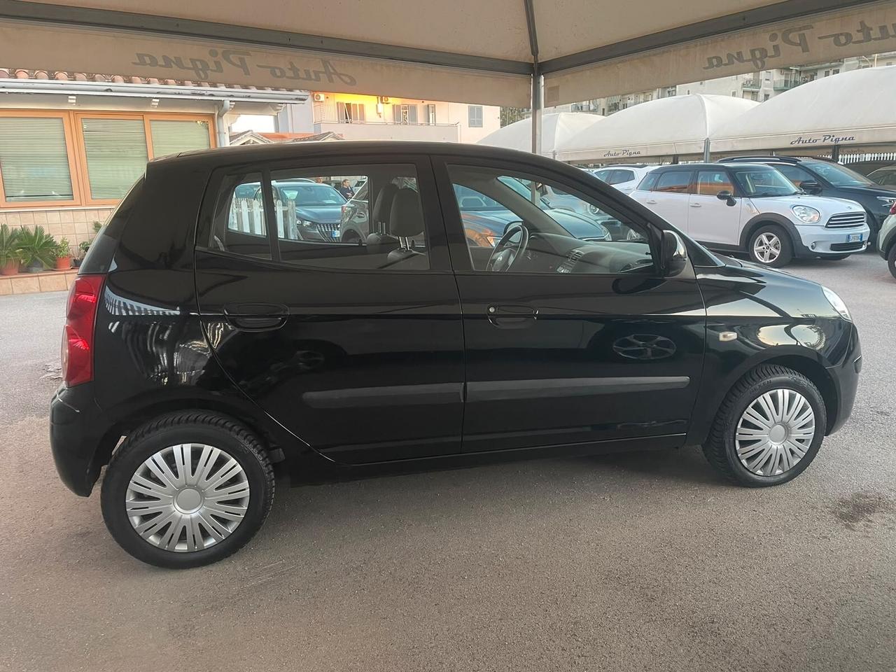 Kia Picanto 1.0