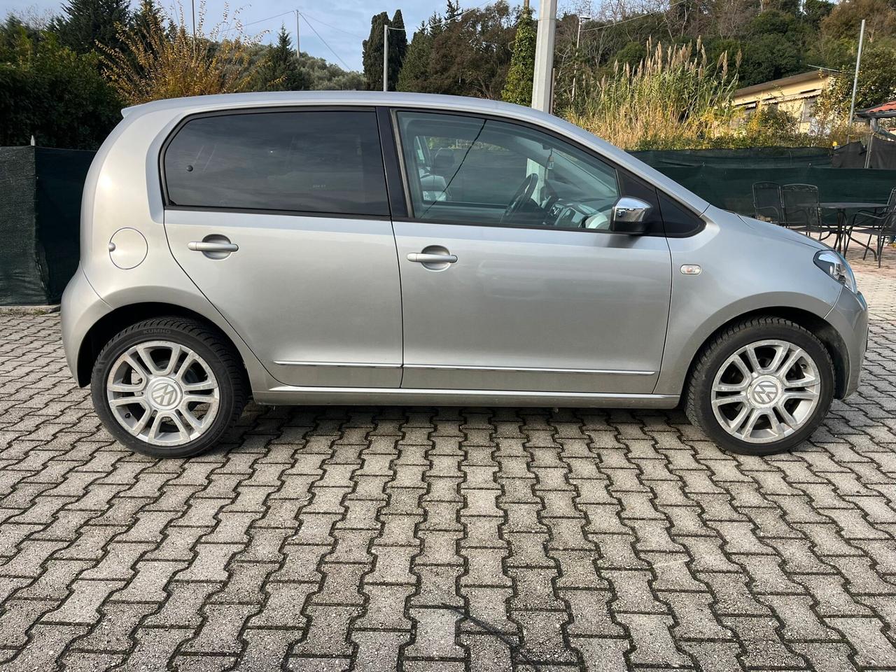 Volkswagen up! 1.0 5p. eco move BlueMotion Technology