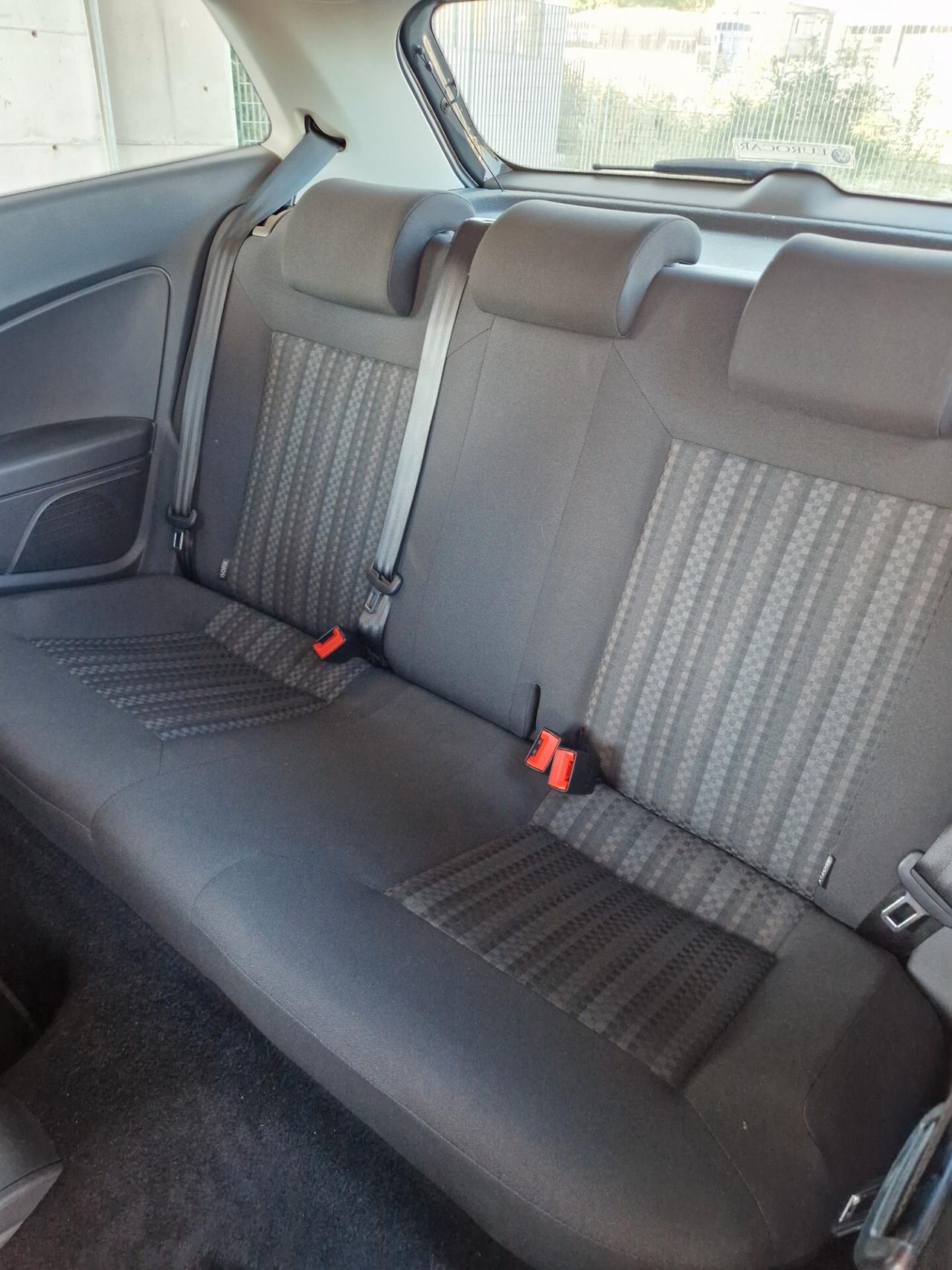 Volkswagen Polo 60CV - 2016