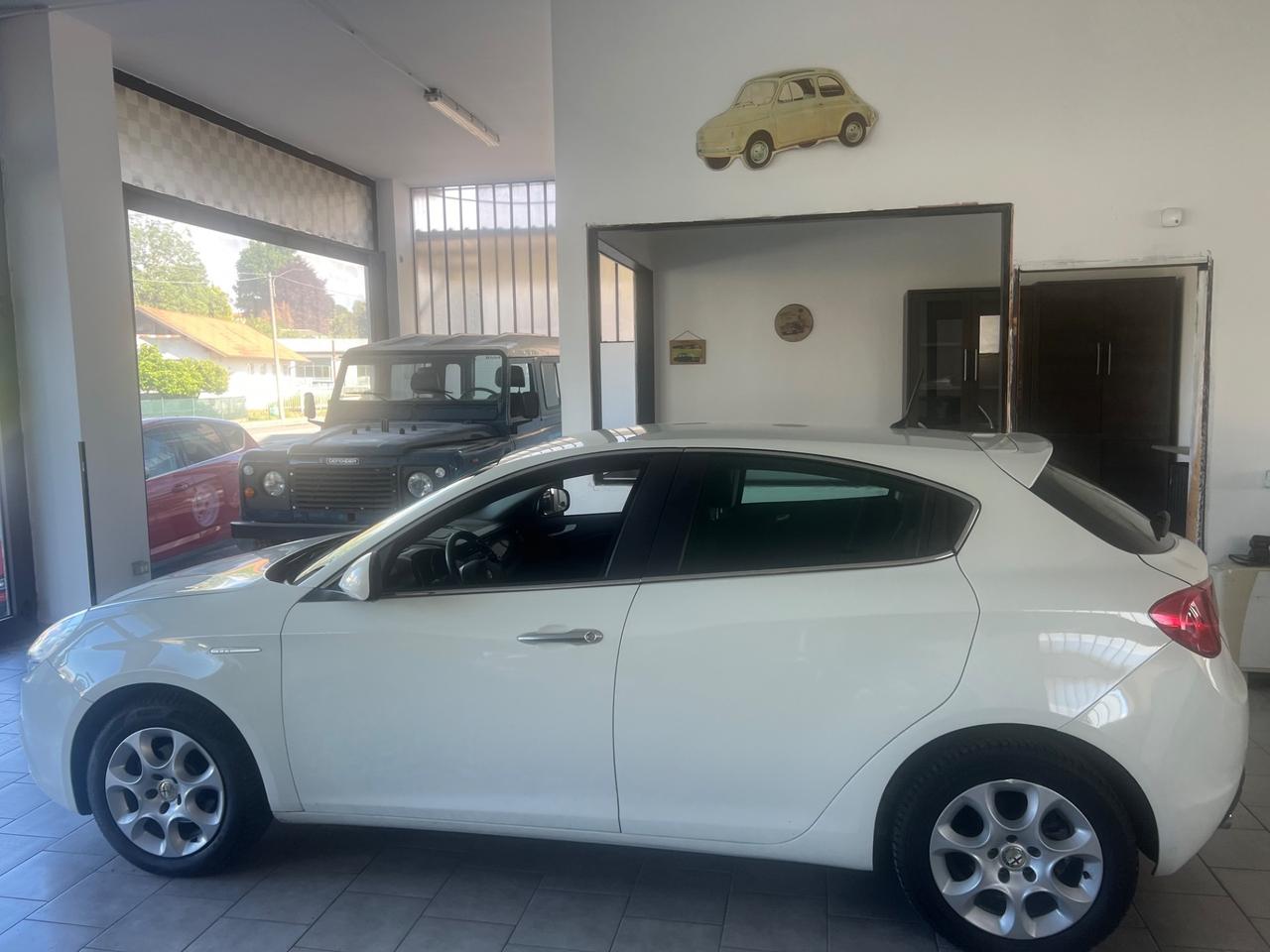 Alfa Romeo Giulietta 1.6 JTDm-2 105 CV Distinctive