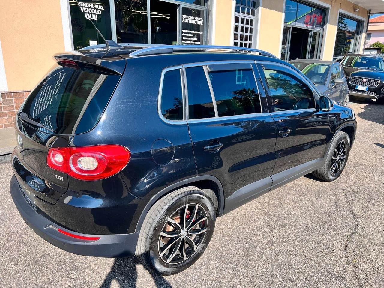 Volkswagen Tiguan 2.0 16V TDI DPF tiptronic Sport & Style (18°)