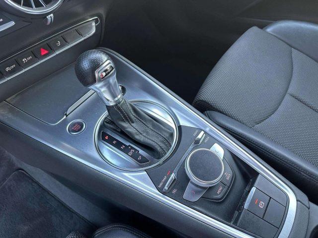 AUDI TT Coupé 2.0 TFSI quattro S tronic S line