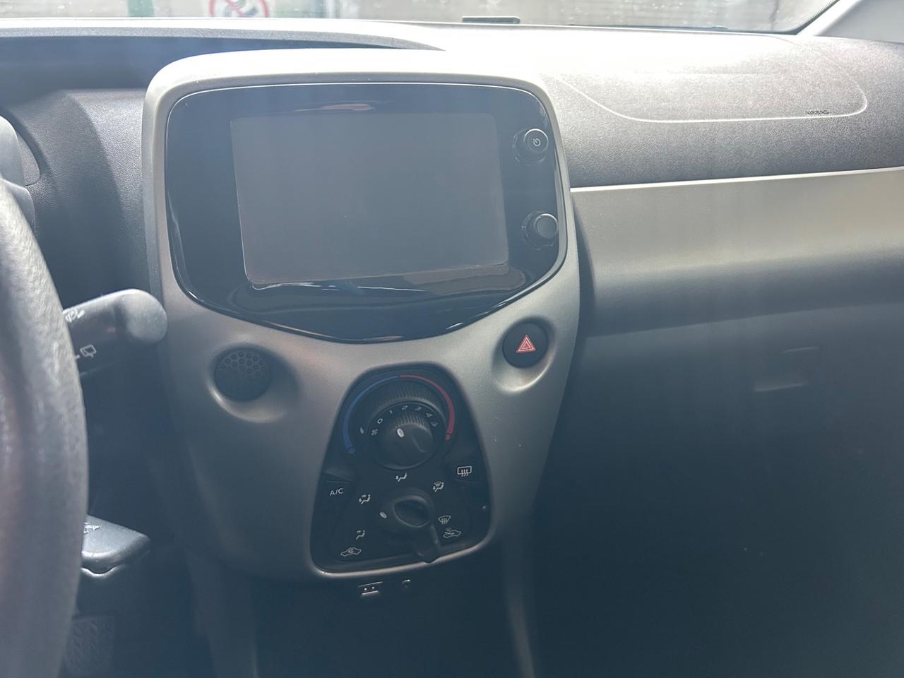 Peugeot 108 VTi 68 5 porte Access