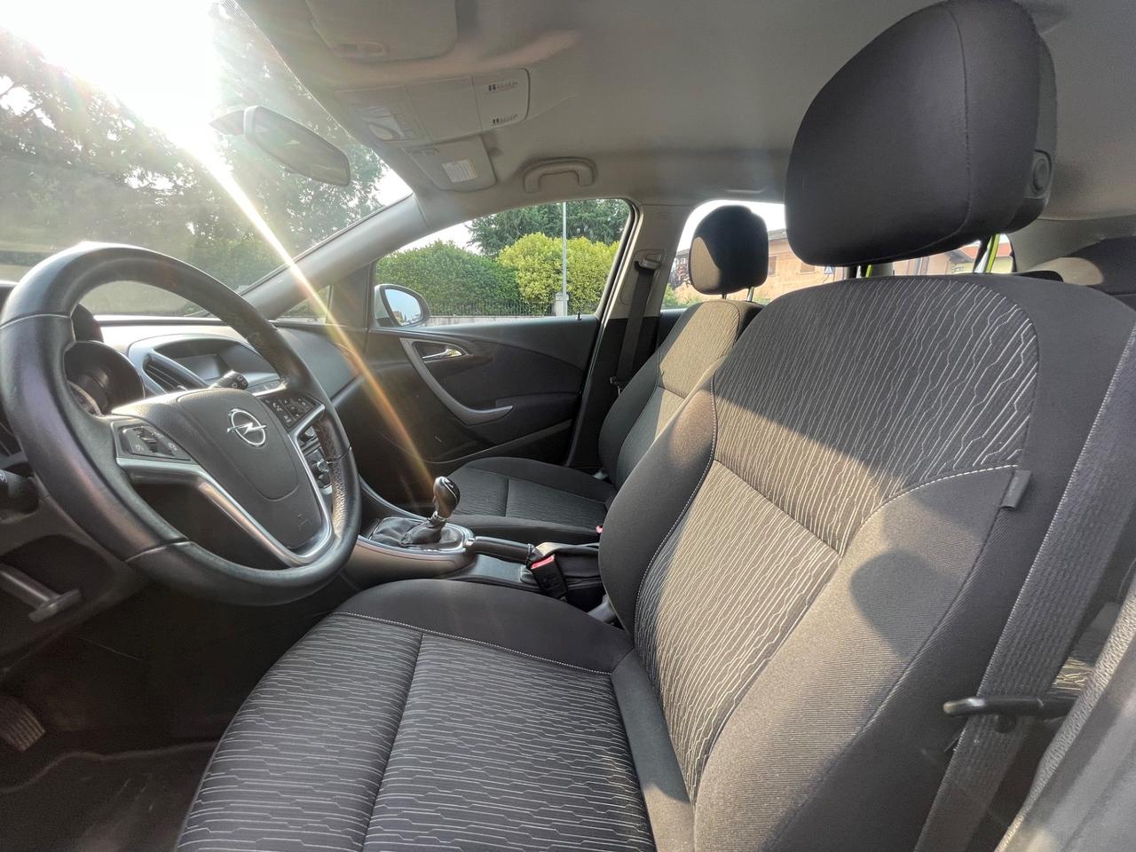 Opel Astra Opel astra euro 5, anno 2013 1.4 benzina Gpl