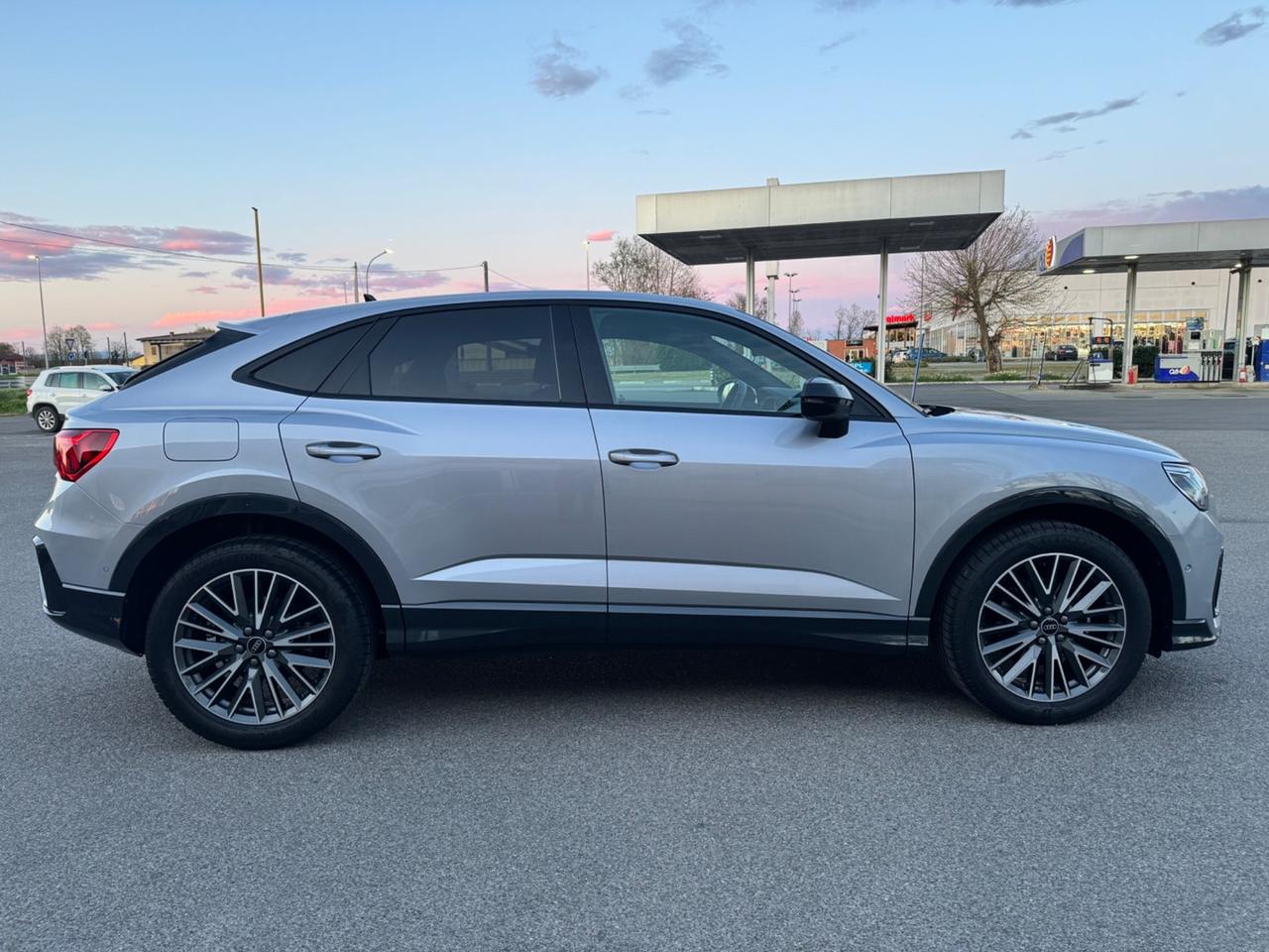 Audi Q3 SPB 35 TFSI S tronic line edition