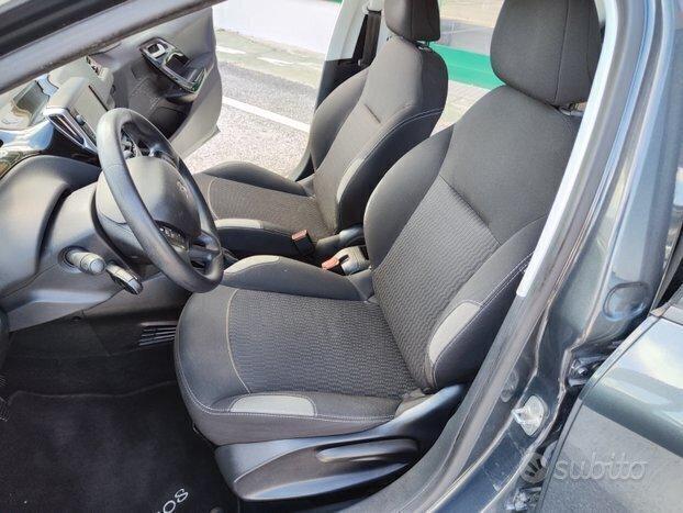 Peugeot 208 BlueHDi 75 S&S 5 porte Active
