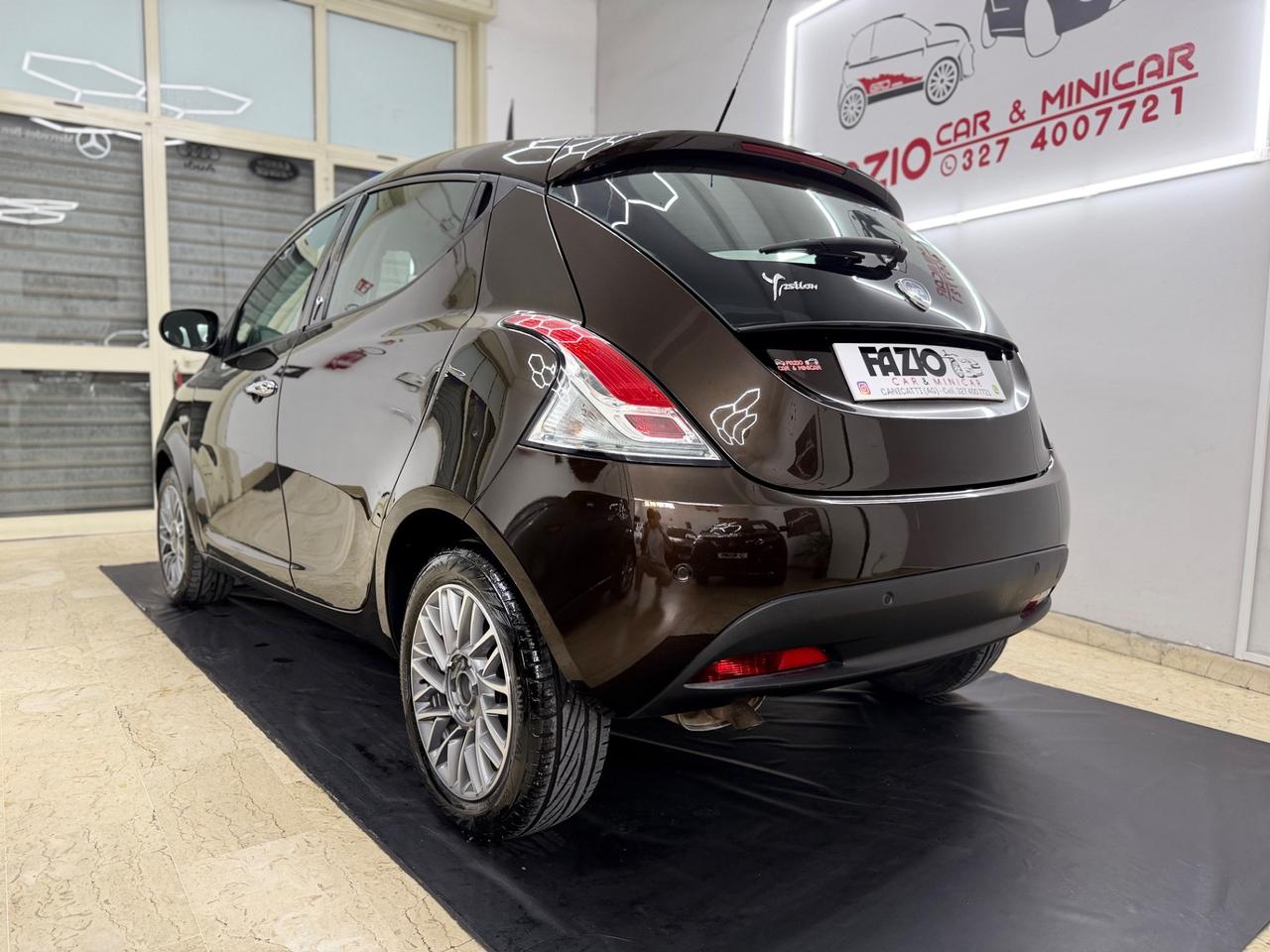 Lancia Ypsilon 1.3 MJT 95Cv