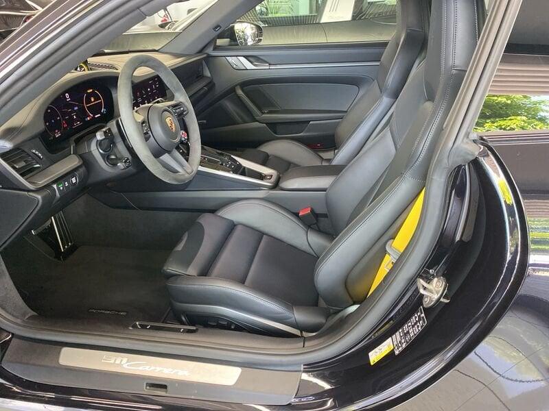 Porsche 911 Carrera (992.2)