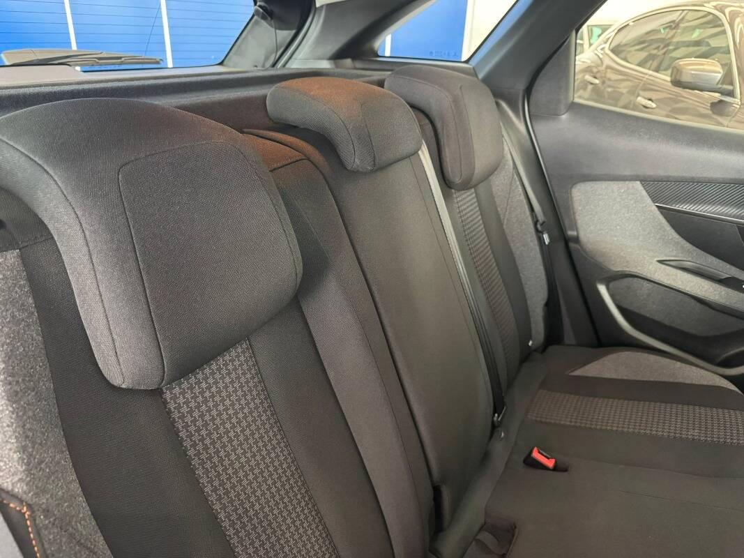 Peugeot 3008 II 1.5 bluehdi Allure s&s 130cv eat8