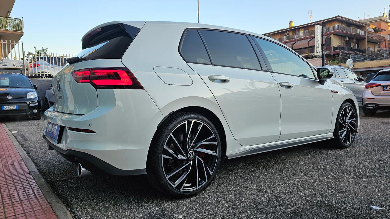Volkswagen Golf GTI 2.0 245CV TSI DSG IQ LIGHT 19' LED PERLA