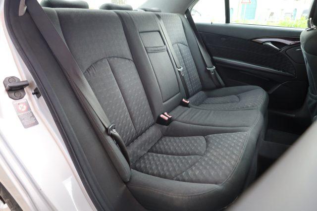 MERCEDES-BENZ E 220 CDI Berlina Cruise Climatronic 16" Tagliandata