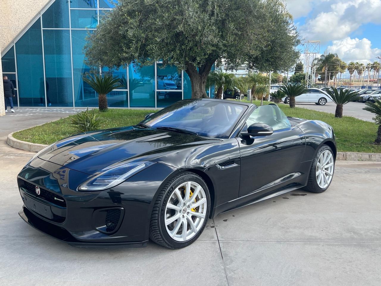Jaguar F-Type 2.0 aut. Convertibile R-Dynamic - SUPER OFFERTA T.STOCK