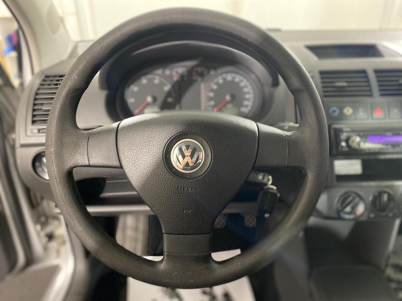 Volkswagen Polo 1.2 benzina * NEOPATENTATI *