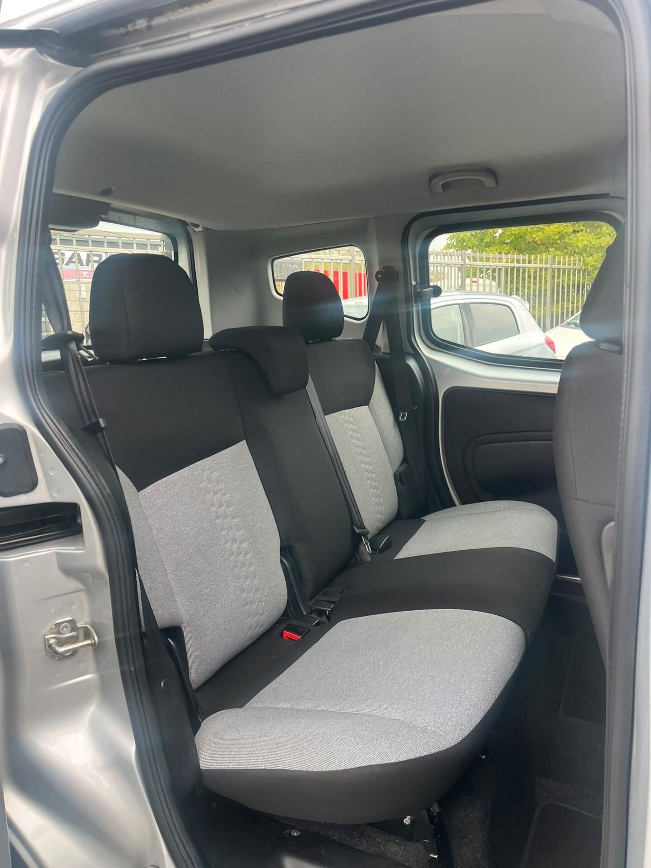 Fiat Qubo 1.4 8V 77 CV Lounge