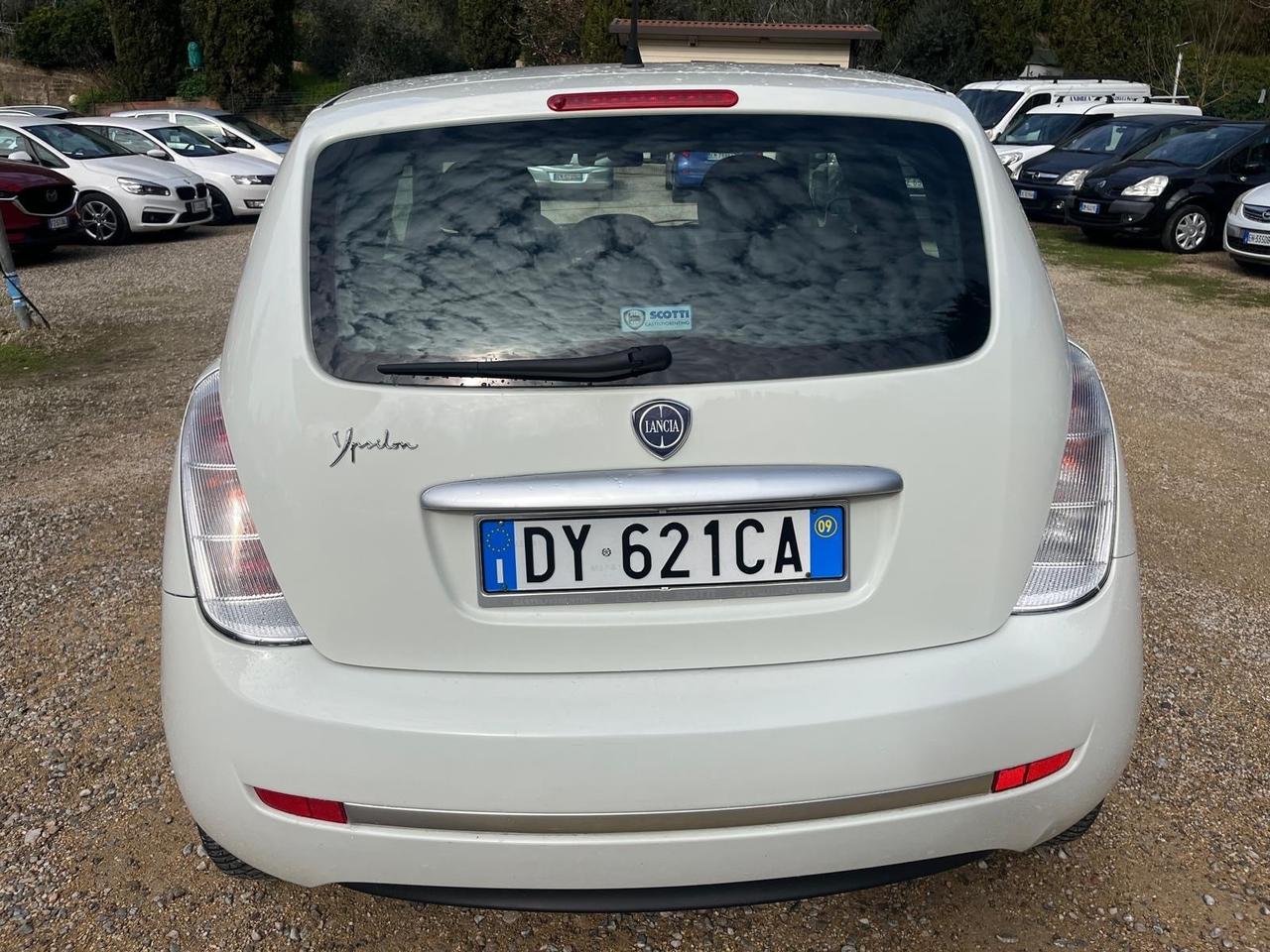 Lancia Ypsilon 1.4 Benzina/GPL - Neopatentati