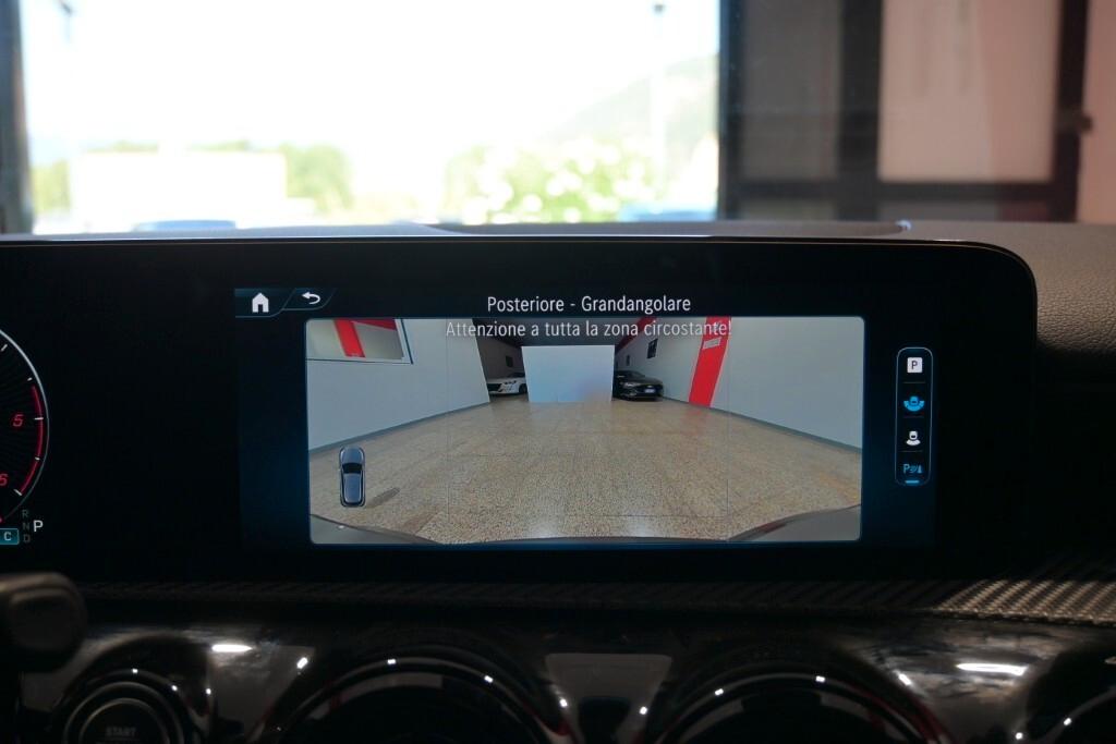 MERCEDES-BENZ A 180D NEW 115CV AUTOMATC BUSINESS LINE ( FARI LED - CRUISE - PELLE - NAVI PREMIUM - PARK ASSIST - TELECAMERA POST. ) CC. 1.950
