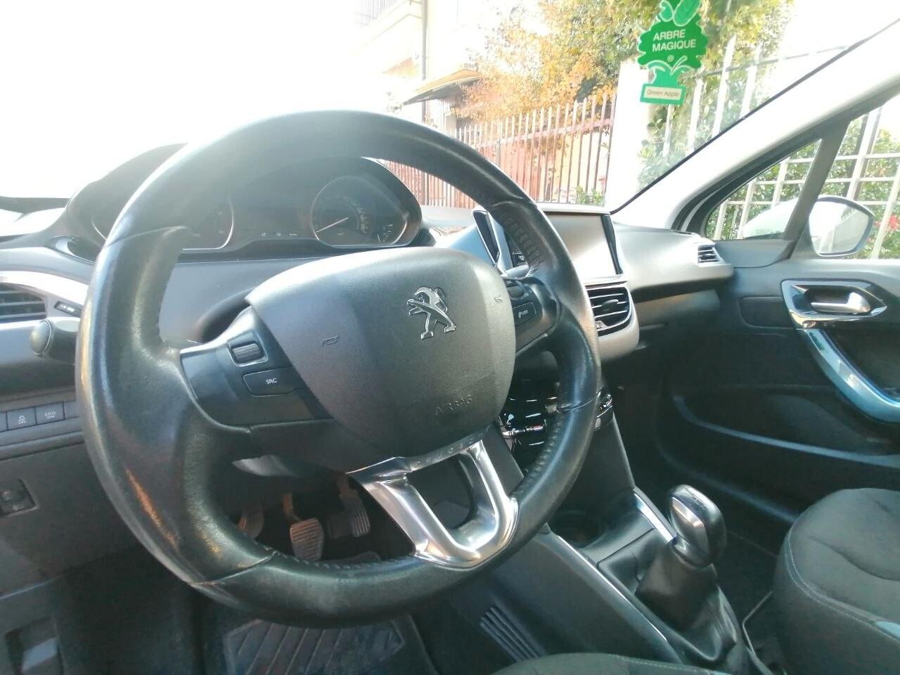 Peugeot 208 1.6 e-HDi 92 CV 5 porte Allure