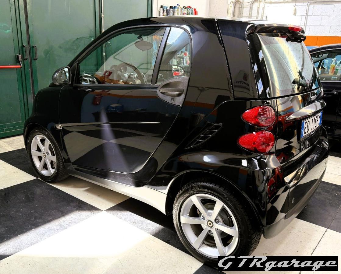 SMART - Fortwo - 1000 52 kW MHD coupÃ© pulse