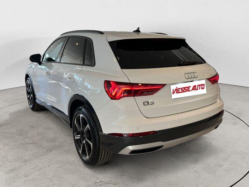 Audi Q3 1.5 35 TFSI Business Advance S Tronic