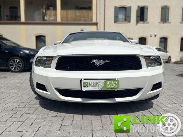 MUSTANG Mustang 4.0 PREMIUM V6