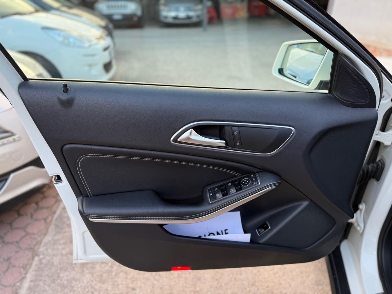 Mercedes-benz GLA 200d Km Certif. Tagliandi TT. Mercedes