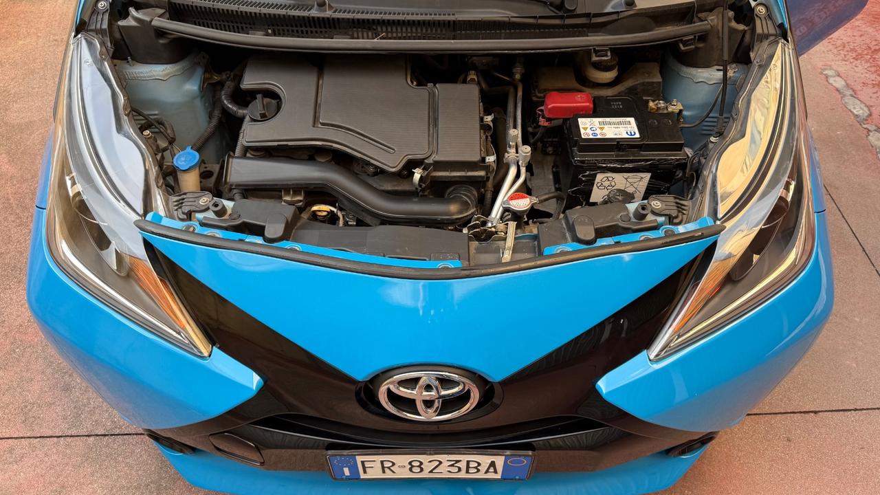 Toyota Aygo 1.0 VVT-i 69 CV 5 porte x-cite TSS