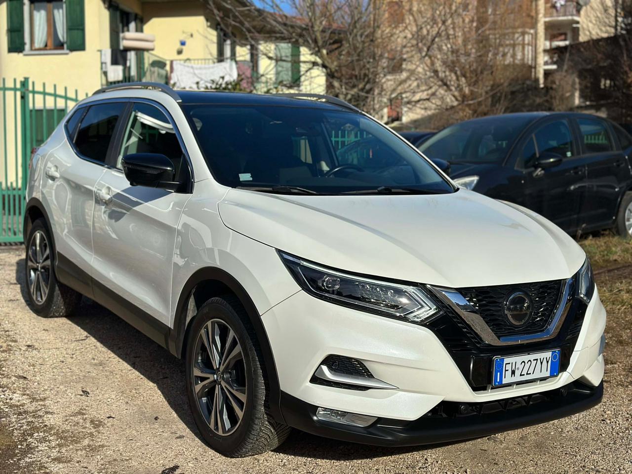 Nissan QASHQAI 1.5 dCi TEKNA EU6B TETTO FULLOPT KMCERT