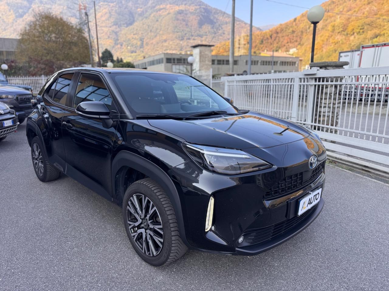 Toyota Yaris Cross 1.5 Hybrid 5p. E-CVT AWD-i Trend