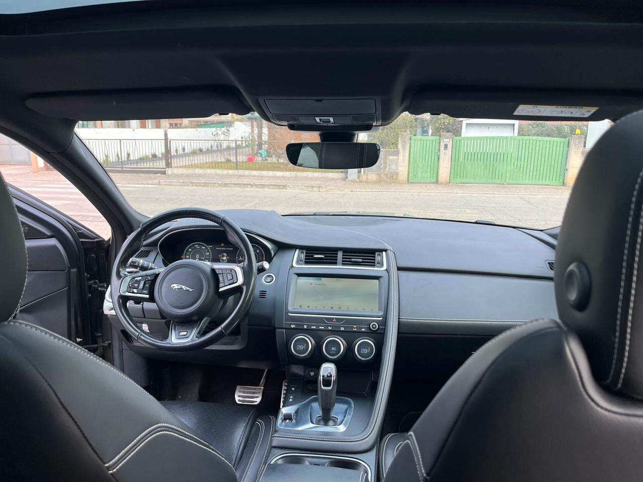 Jaguar E-Pace 2.0D 150 CV AWD R-Dynamic