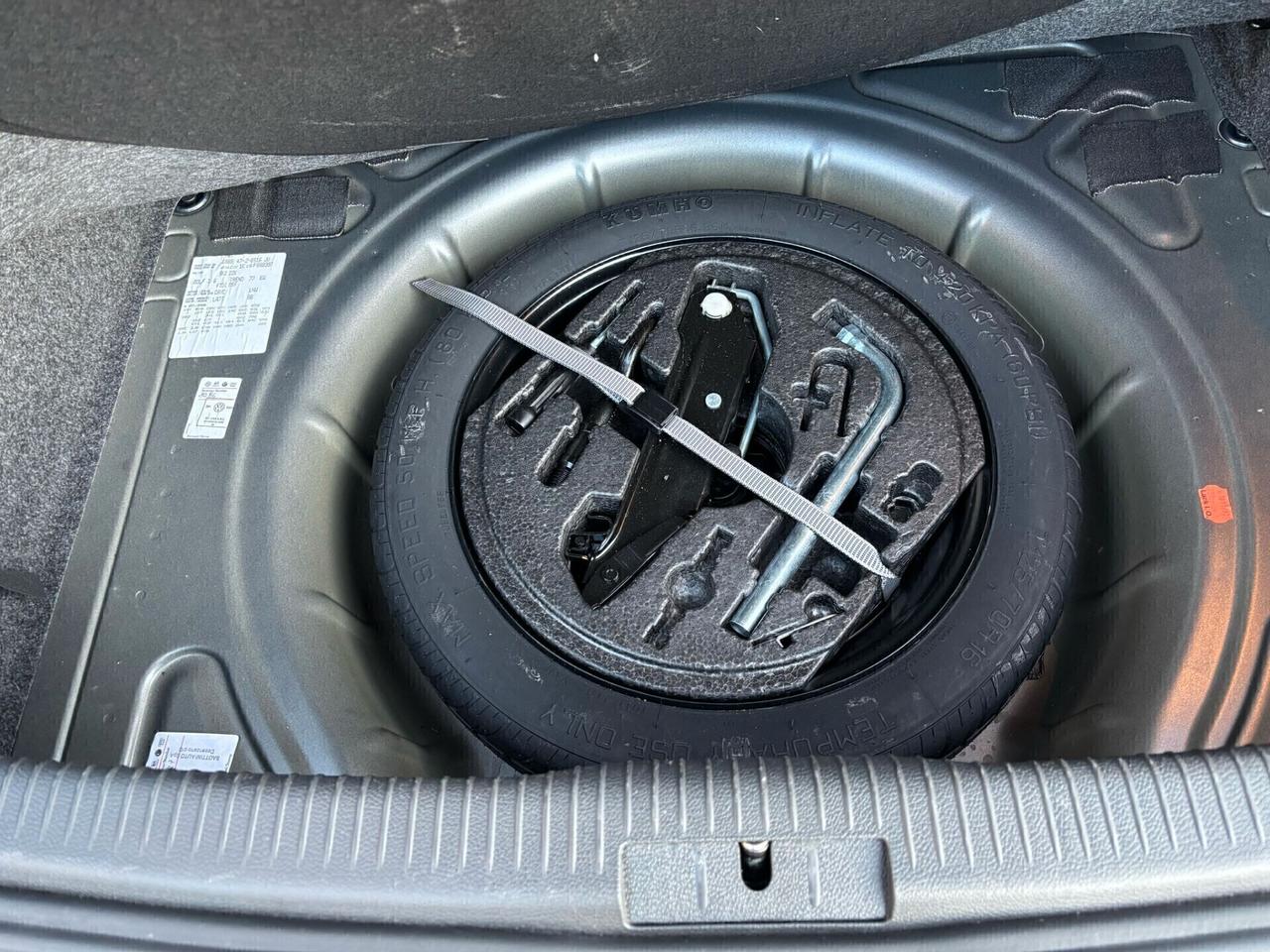 Volkswagen Golf 1.6 TDI DPF 5p. OK Neopatentati