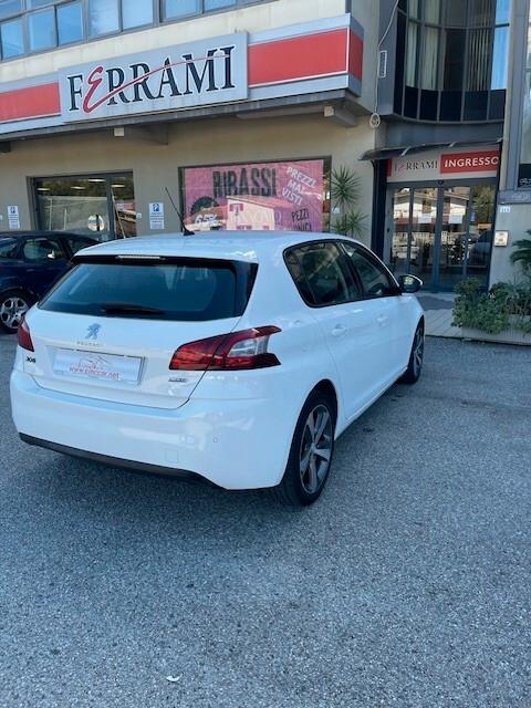 Peugeot 308 BlueHDi 100 S&S Business