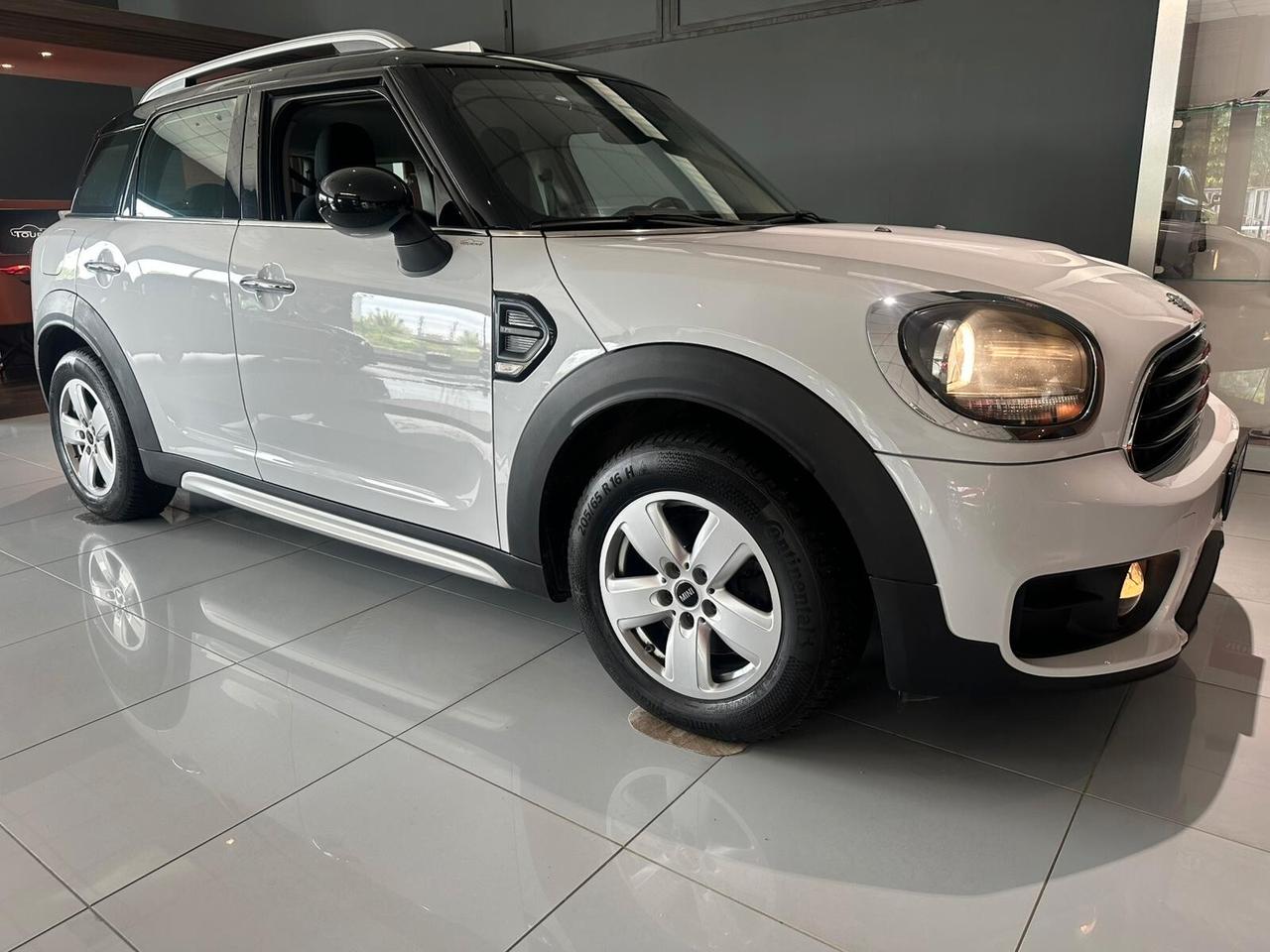 Mini Cooper D Countryman 2.0 Business Automatica