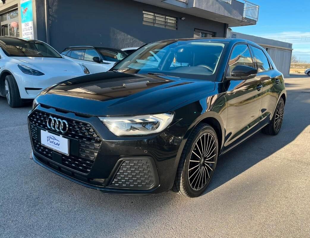 Audi A1 25 1.0 tfsi Admired s-tronic my20