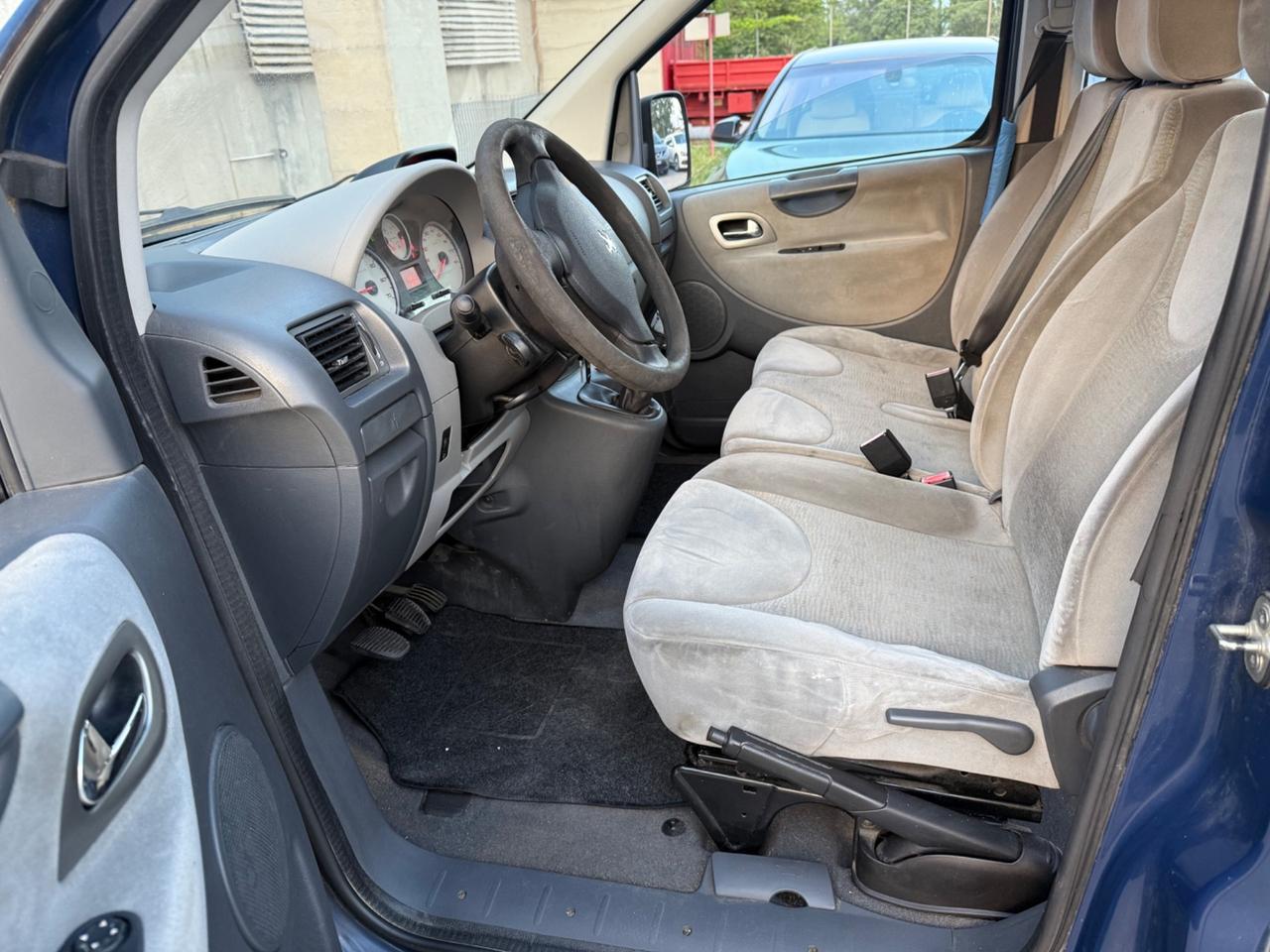 Peugeot Expert 2.0 HDi 120CV PL-TN 12Q Furgone Vetrato