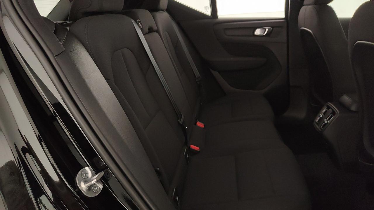 VOLVO XC40 2.0 b3 Essential auto N1
