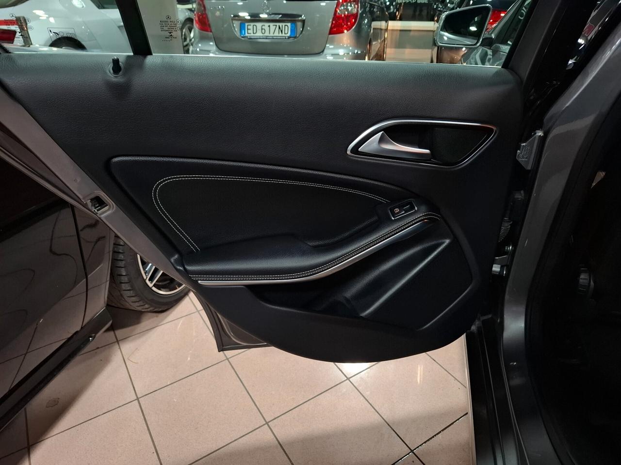 Mercedes-benz A 180 d Sport Neopatentato