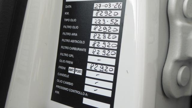 MERCEDES-BENZ GLA 180 d Automatic Progressive Advanced