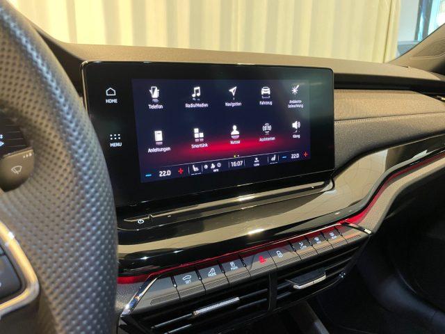 SKODA Octavia 2.0 TDI DSG 4x4 Wagon Sportline Matrix DCC Camera