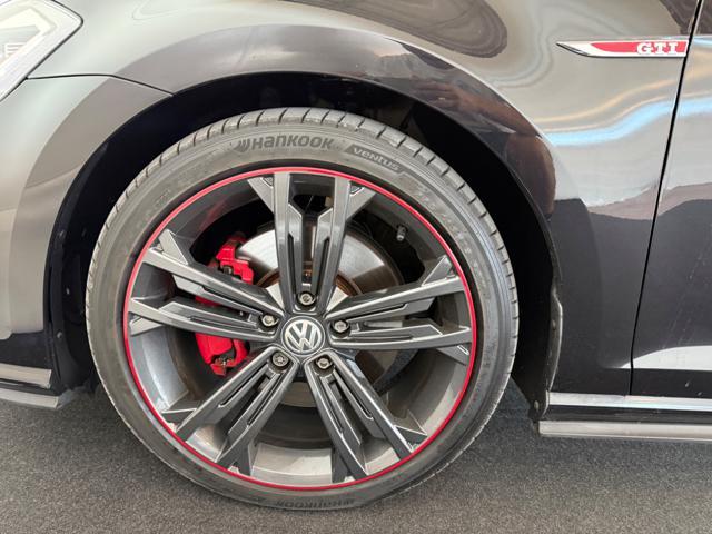 VOLKSWAGEN Golf GTI 2.0 TSI DSG 5p.