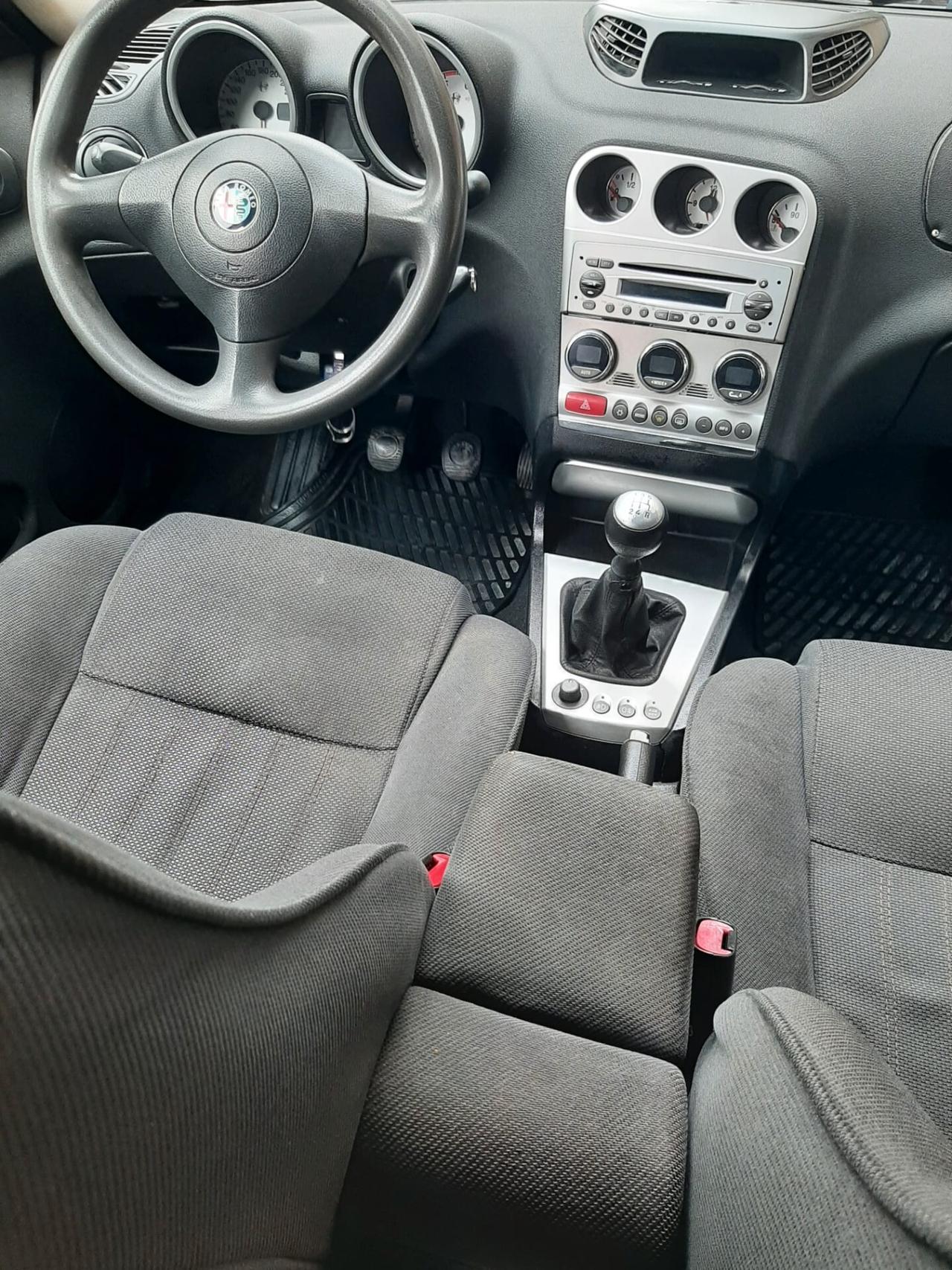 Alfa Romeo 156 1.9 JTD cat Sportwagon Distinctive