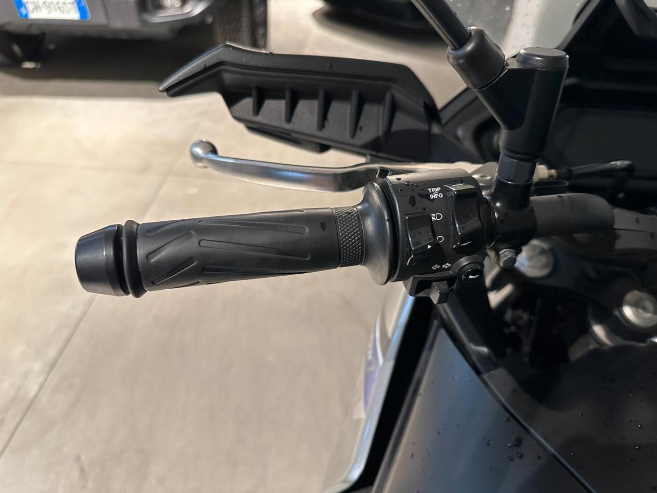 YAMAHA TRACER 7 GT 2022