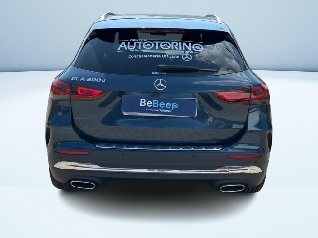 Mercedes GLA 200 200 D Premium 8G-DCT