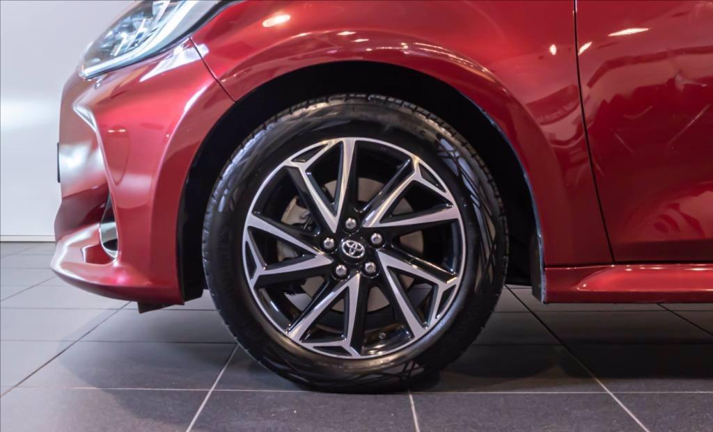 TOYOTA Yaris 1.5h Trend del 2021