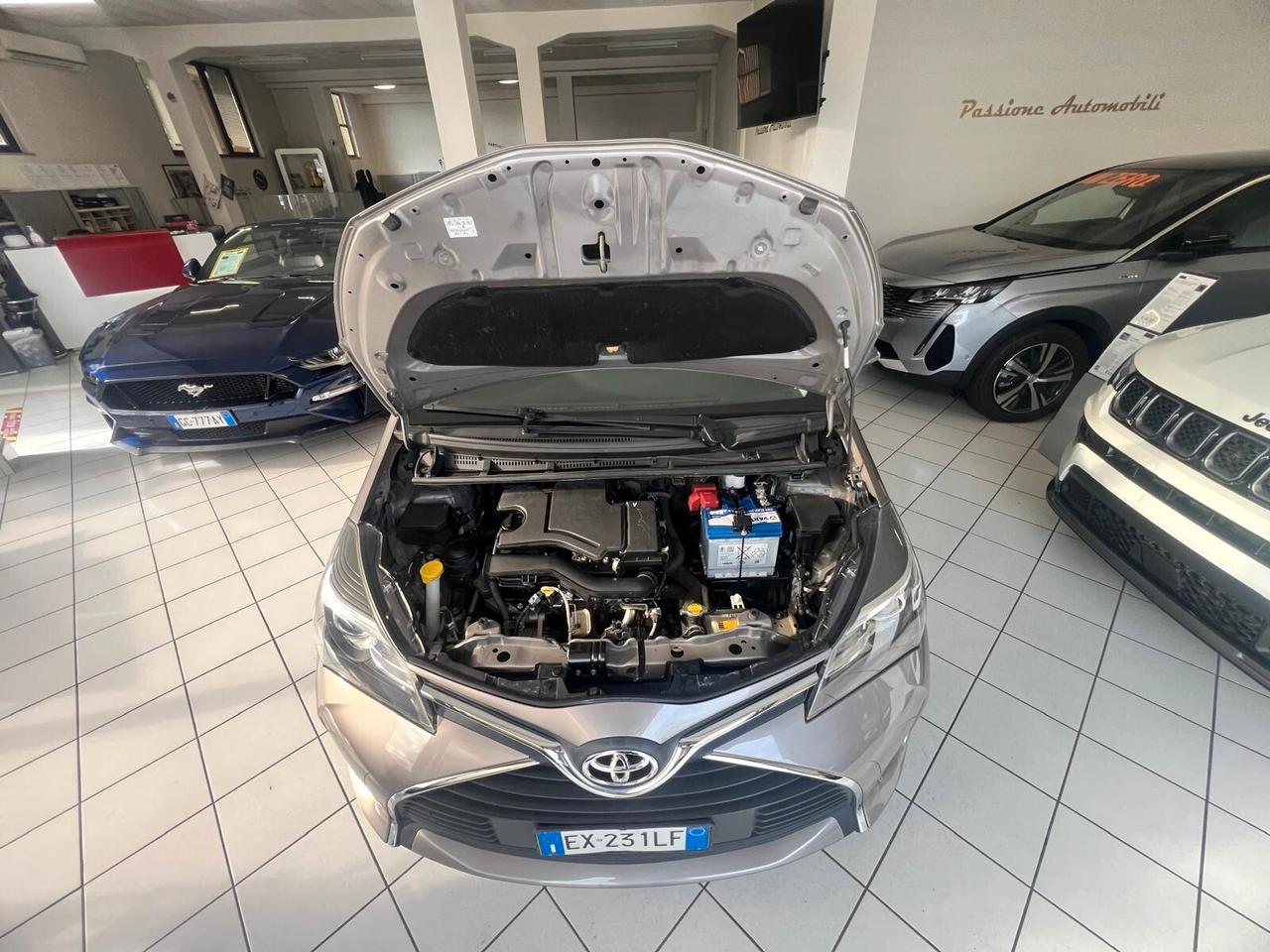 Toyota Yaris 1.3 3 porte Active