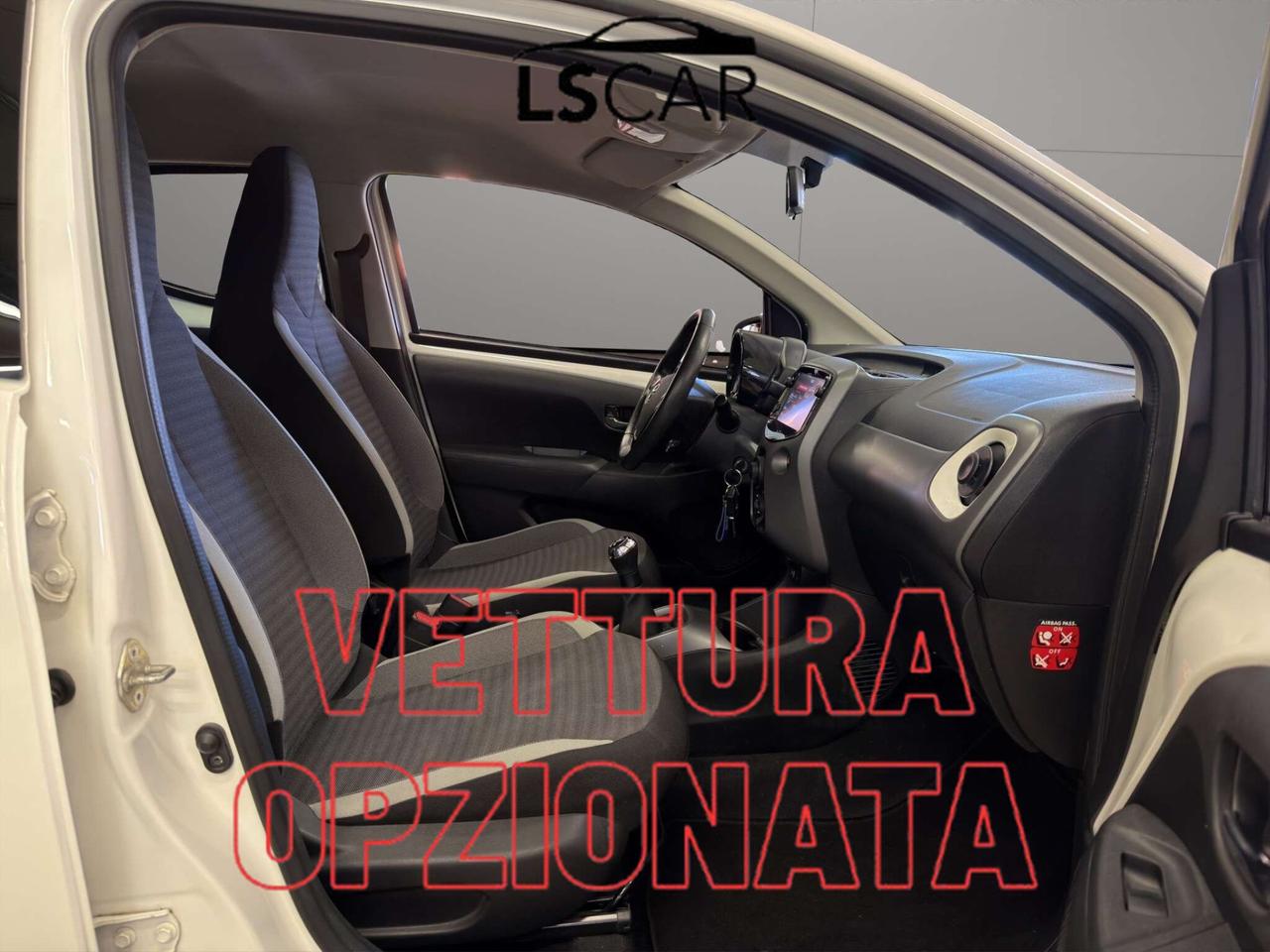 Toyota Aygo Connect 5p 1.0 x-business 72cv - Unipro - Promo Finanziamento