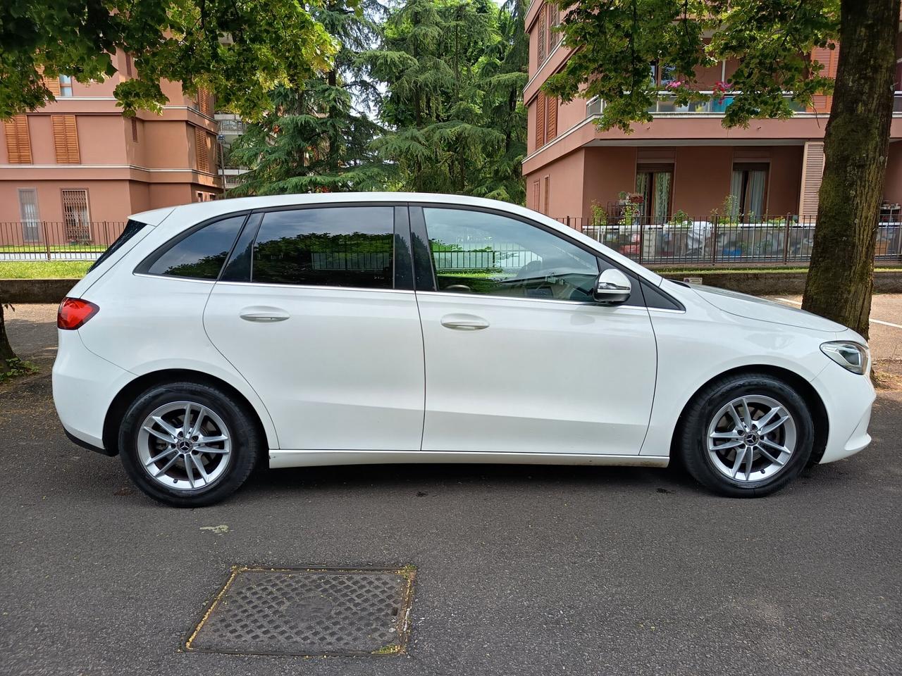 Mercedes-benz B 180 B 180 d Automatic Business Extra