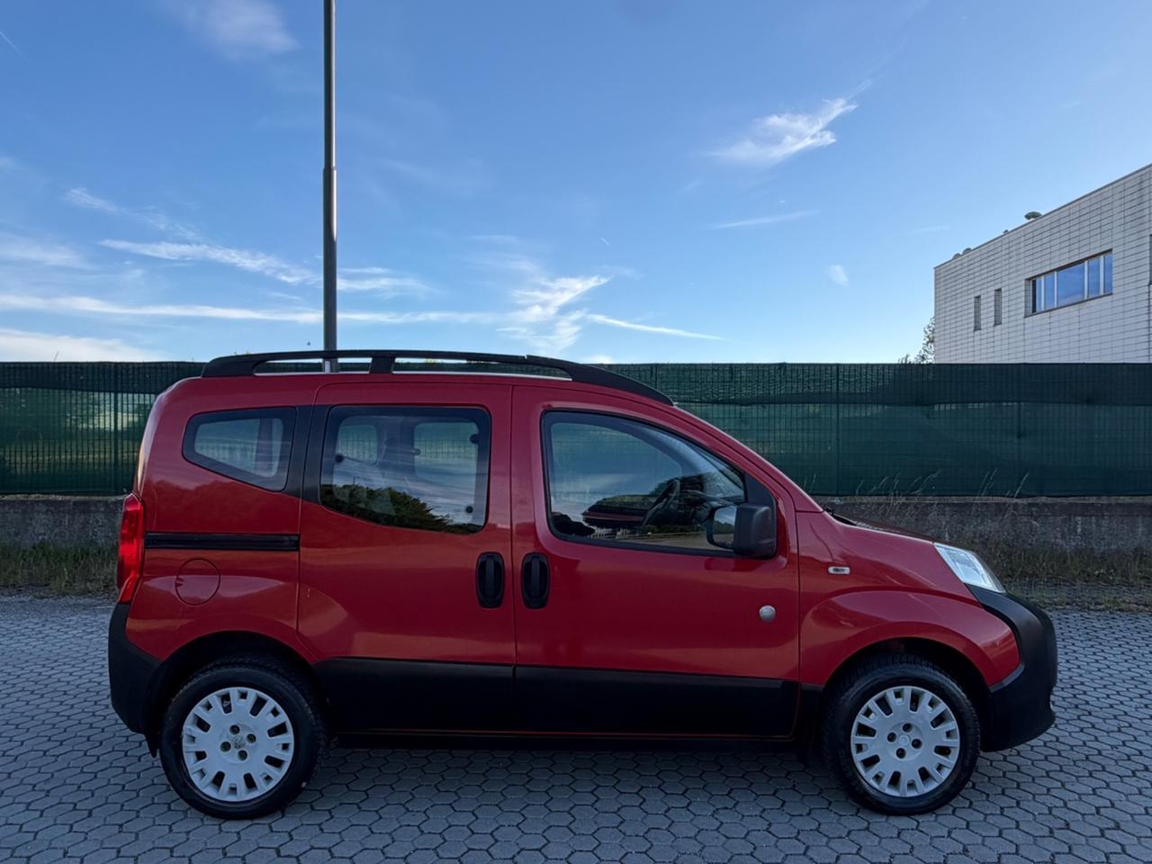 Peugeot Bipper Tepee 1.4 HDi 70CV Outdoor 2-Tronic