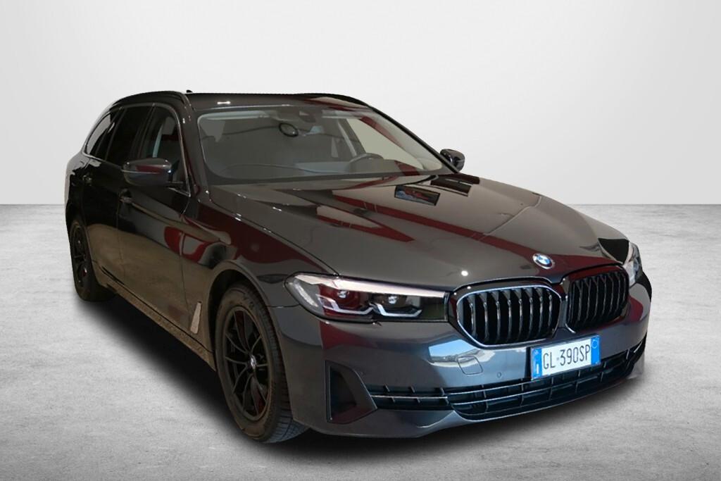 BMW 520D TOURING 190CV STEPTRONIC 48V X-DRIVE BUSINESS ( FARI LED ADATTIVI - BMW DIGITAL COCKPIT - CRUISE - NAVI - MIRROR - PARK ASSISTANT - TELECAMERA POST. )