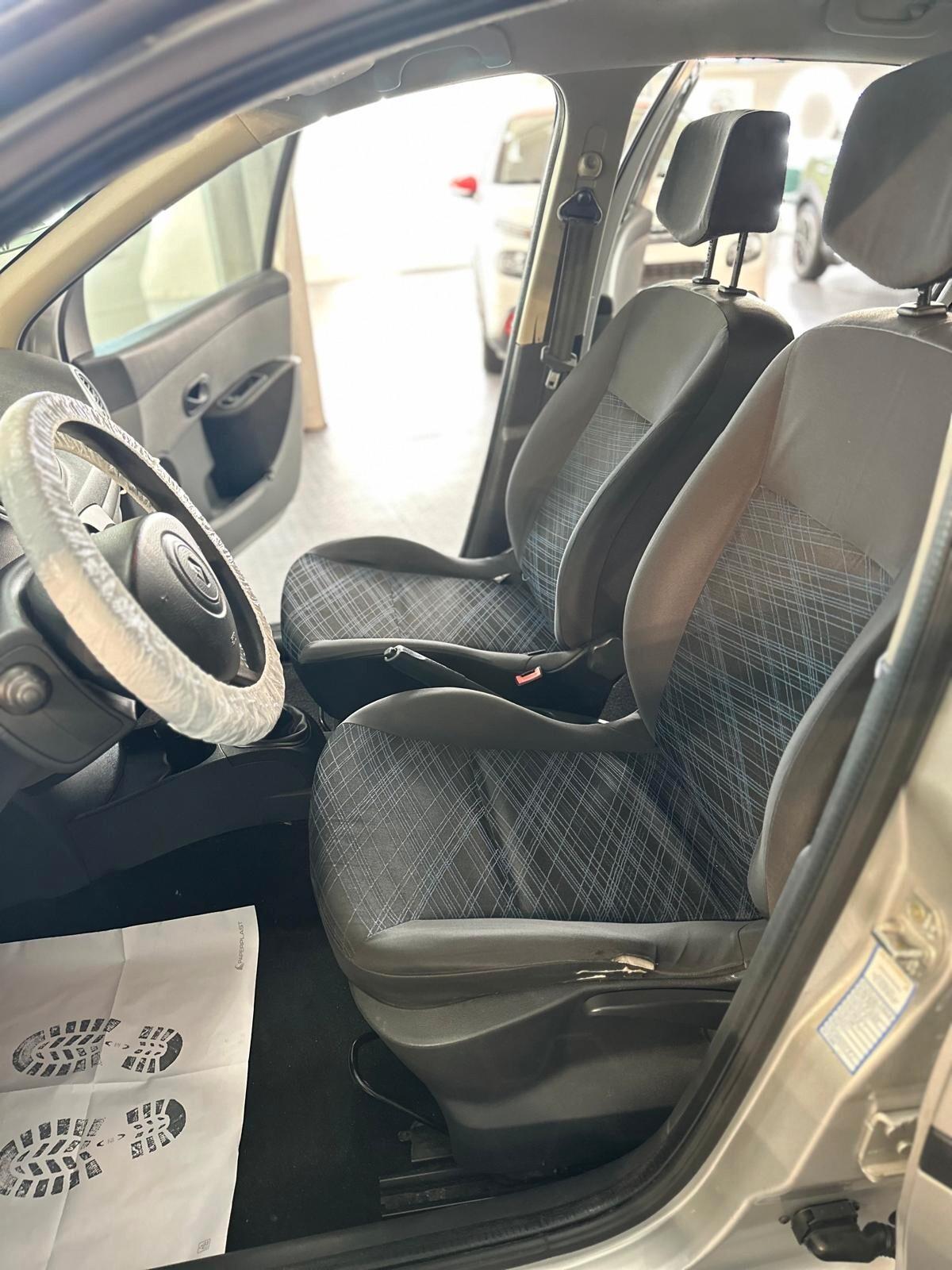 Renault Clio Storia 1.2 5 porte Confort